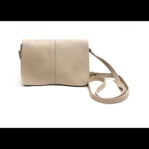 btb Los Angeles Kelly crossbody purses NWT